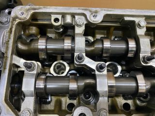 bontott VW GOLF VI Motor (Fűzött blokk hengerfejjel)