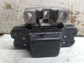 bontott VW GOLF VI Motor Tartó Bak (Fém)