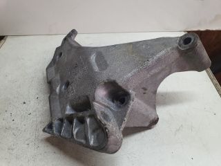 bontott VW GOLF VI Motor Tartó Bak (Fém)