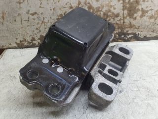 bontott VW GOLF VI Motor Tartó Bak (Fém)