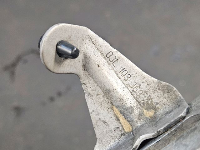 bontott VW GOLF VI Motor Tartó Bak (Pozíciófüggetlen)