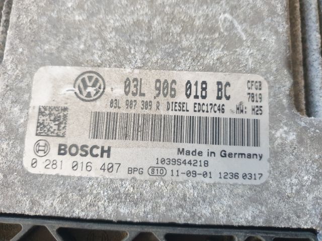 bontott VW GOLF VI Motorvezérlő