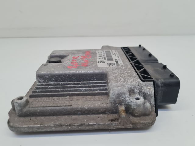 bontott VW GOLF VI Motorvezérlő