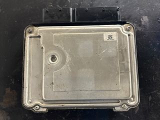 bontott VW GOLF VI Motorvezérlő