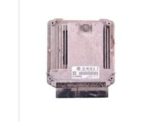 bontott VW GOLF VI Motorvezérlő