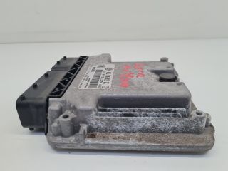 bontott VW GOLF VI Motorvezérlő