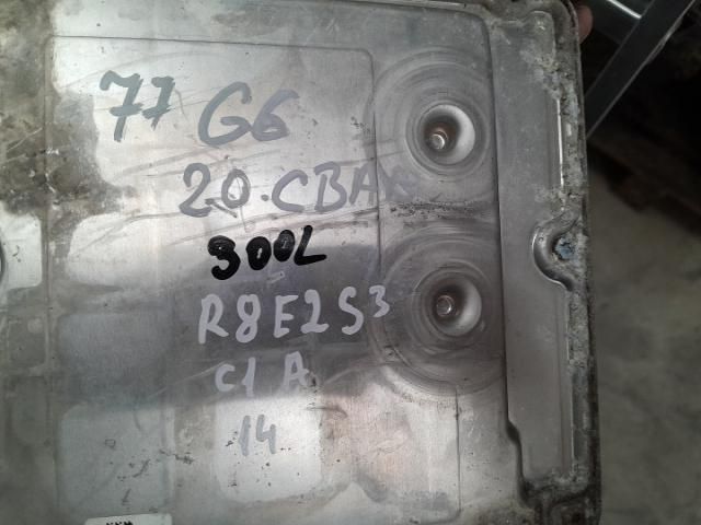 bontott VW GOLF VI Motorvezérlő