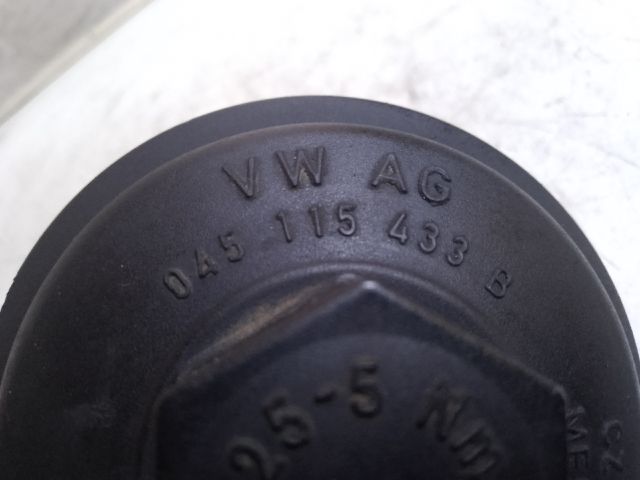 bontott VW GOLF VI Olajszűrő Kupak