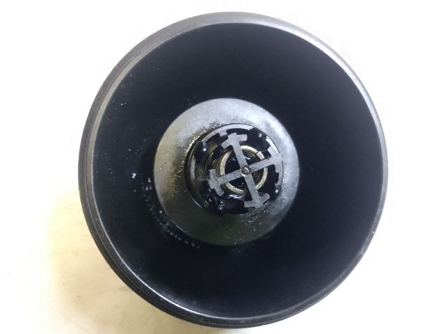 bontott VW GOLF VI Olajszűrő Kupak