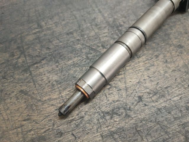 bontott VW GOLF VI Porlasztó (1 db)