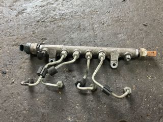 bontott VW GOLF VI Porlasztó Sor / Híd