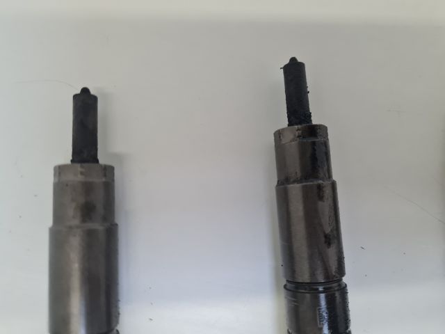 bontott VW GOLF VI Porlasztó Sor / Híd