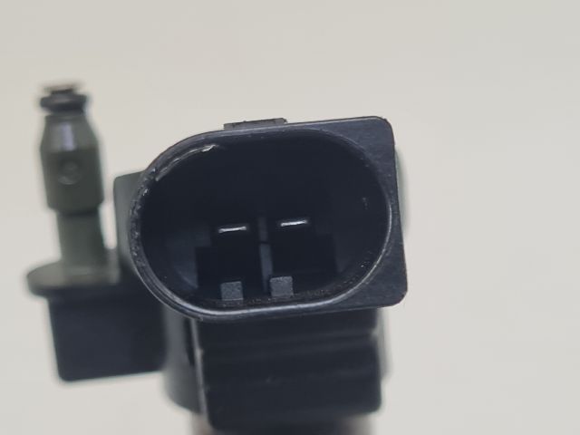 bontott VW GOLF VI Porlasztó Sor / Híd