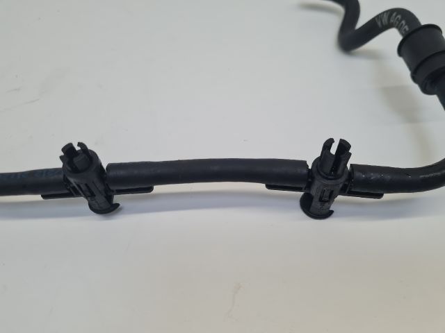 bontott VW GOLF VI Résolajcső