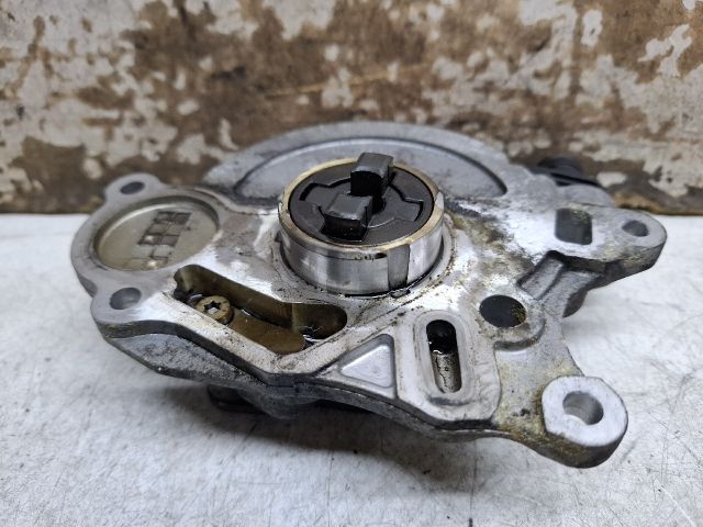 bontott VW GOLF VI Vákumpumpa