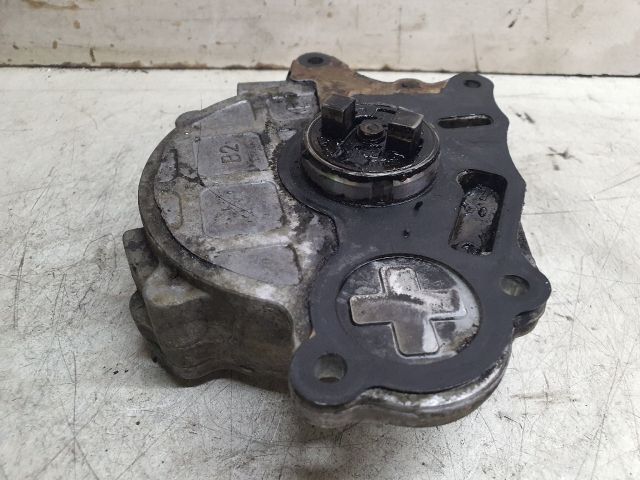 bontott VW GOLF VI Vákumpumpa