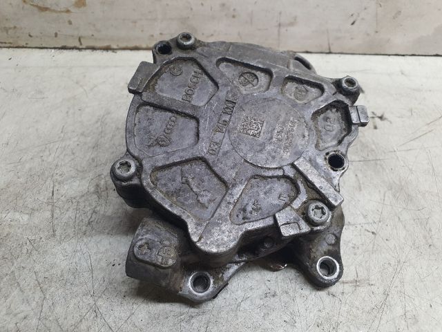 bontott VW GOLF VI Vákumpumpa