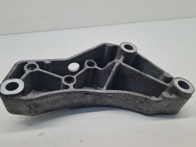 bontott VW GOLF VI Váltó Tartó Bak (Pozíciófüggetlen)