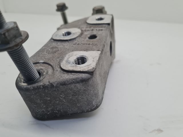 bontott VW GOLF VI Váltó Tartó Bak (Pozíciófüggetlen)