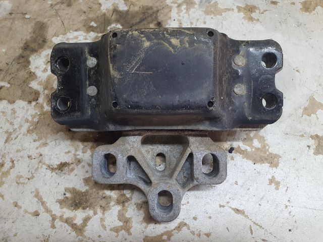 bontott VW GOLF VI Váltó Tartó Bak (Pozíciófüggetlen)