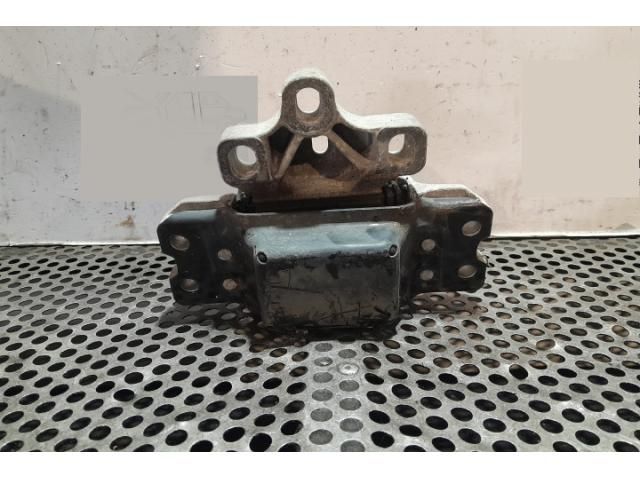 bontott VW GOLF VI Váltó Tartó Bak (Pozíciófüggetlen)