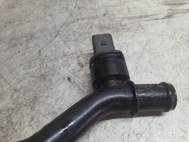 bontott VW GOLF VI Vízcső