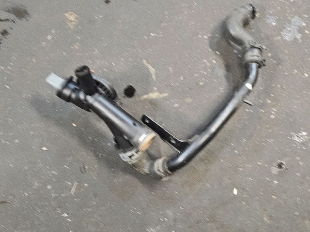 bontott VW GOLF VI Vízcső