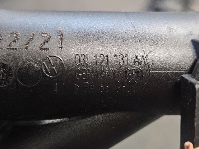 bontott VW GOLF VI Vízcső