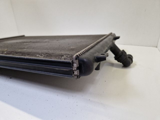 bontott VW GOLF VI Vízhűtő Radiátor (Klímás)