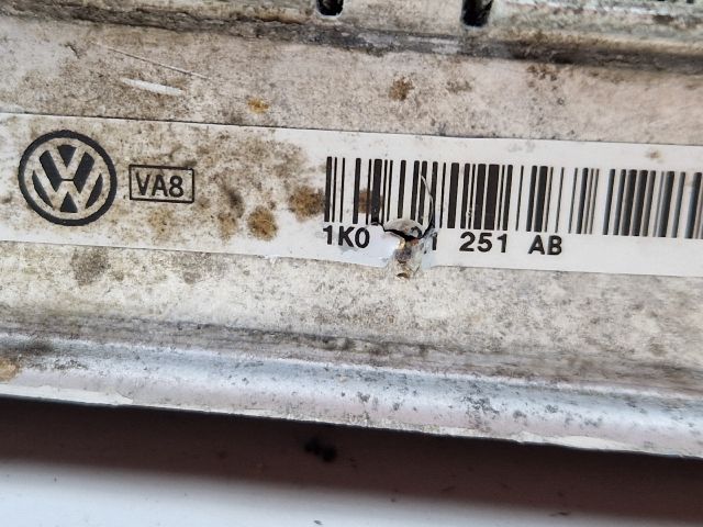 bontott VW GOLF VI Vízhűtő Radiátor (Klímás)