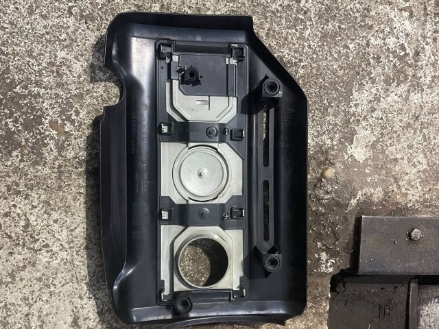 bontott VW GOLF VI Felső Motorburkolat