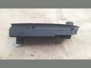 bontott VW GOLF VI Ablakemelő Kapcsoló Négyes / Kettes