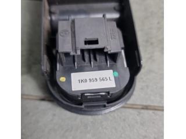 bontott VW GOLF VI Ablakemelő Kapcsoló Négyes / Kettes