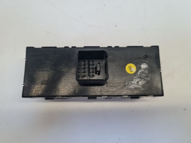 bontott VW GOLF VI Ablakemelő Kapcsoló Négyes / Kettes