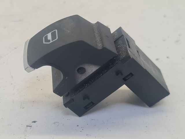 bontott VW GOLF VI Ablakemelő Kapcsoló (Pozíciófüggetlen)