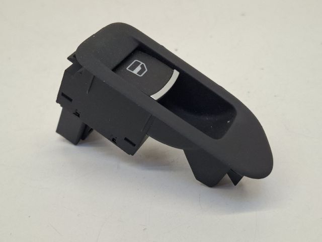 bontott VW GOLF VI Ablakemelő Kapcsoló (Pozíciófüggetlen)