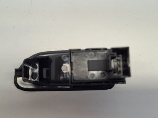 bontott VW GOLF VI Ablakemelő Kapcsoló (Pozíciófüggetlen)