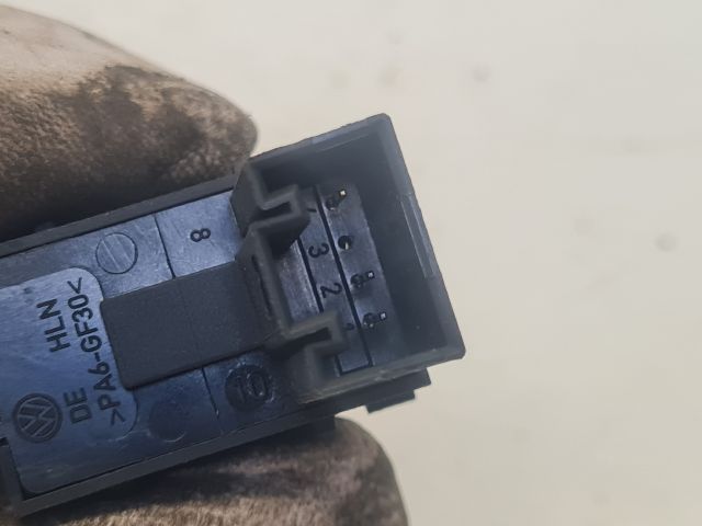 bontott VW GOLF VI Ablakemelő Kapcsoló (Pozíciófüggetlen)