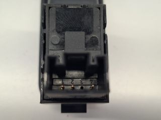 bontott VW GOLF VI Ablakemelő Kapcsoló (Pozíciófüggetlen)