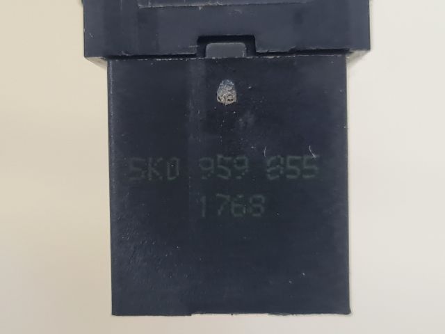 bontott VW GOLF VI Ablakemelő Kapcsoló (Pozíciófüggetlen)