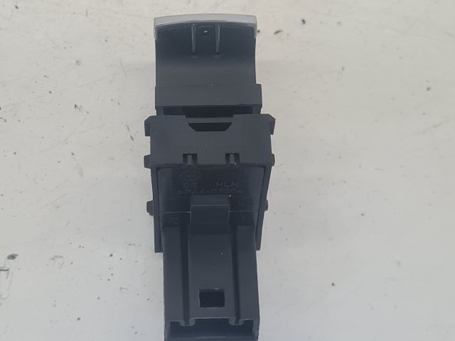 bontott VW GOLF VI Ablakemelő Kapcsoló (Pozíciófüggetlen)