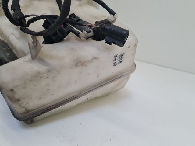 bontott VW GOLF VI Ablakmosó Tartály