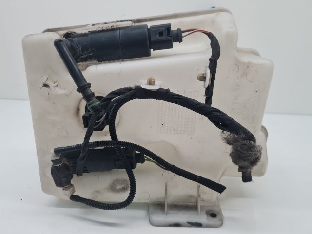 bontott VW GOLF VI Ablakmosó Tartály