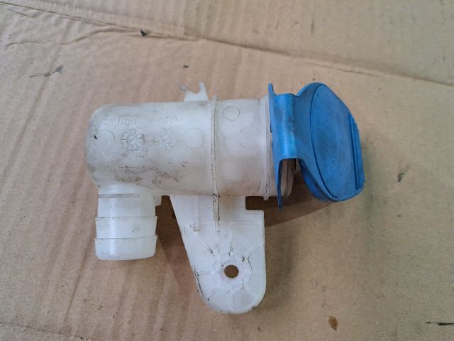 bontott VW GOLF VI Ablakmosótartály Betöltő