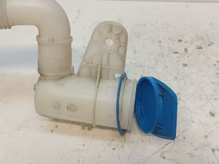 bontott VW GOLF VI Ablakmosótartály Betöltő