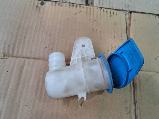 bontott VW GOLF VI Ablakmosótartály Betöltő