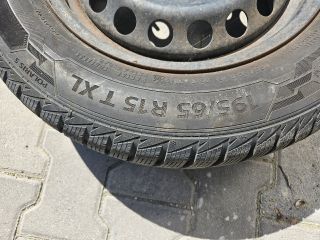 bontott VW GOLF VI Acélfelni Gumival (1 db)