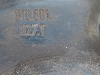 bontott VW GOLF VI Acélfelni Gumival (1 db)