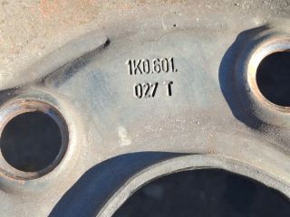 bontott VW GOLF VI Acélfelni Gumival (1 db)