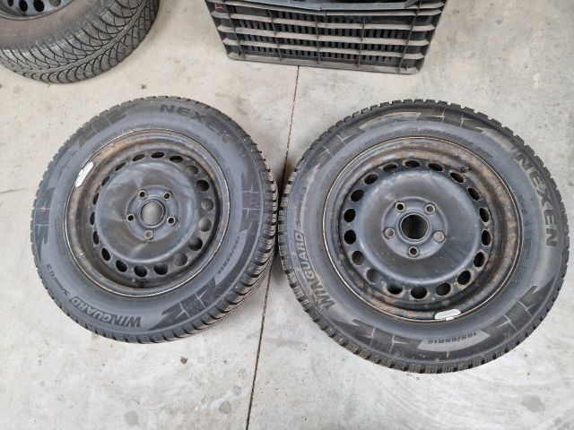 bontott VW GOLF VI Acélfelni Pár Gumival